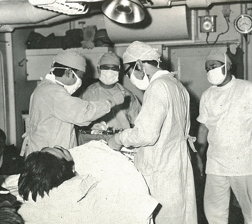 Surgery on an appendicitis patient